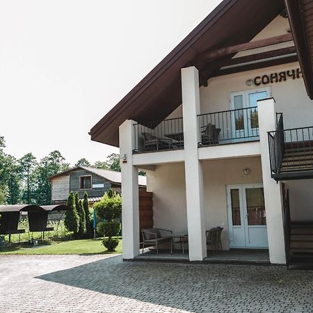 Ferienwohnung Sonyachni bungalo Melʼniki Exterior foto